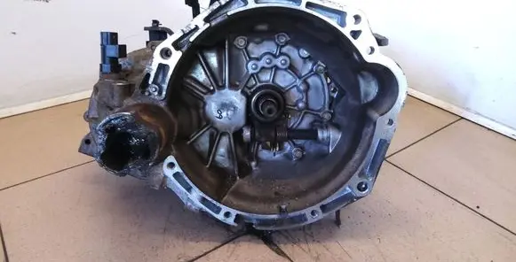 Hyundai i10 Manual 5 speed gearbox MF1671