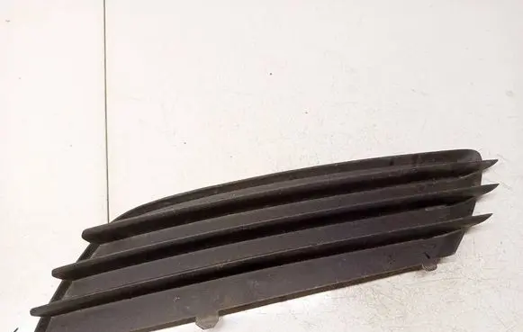 Opel Astra H Front bumper lower grill 13117250
