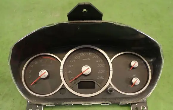Honda Civic Speedometer (instrument cluster)