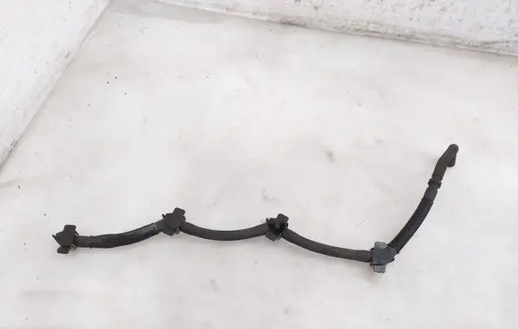 Seat Alhambra (Mk2) Fuel return line/hose 