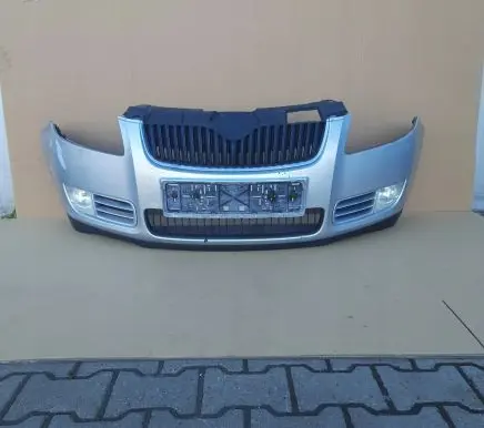 Skoda Fabia Mk2 (5J) Front bumper