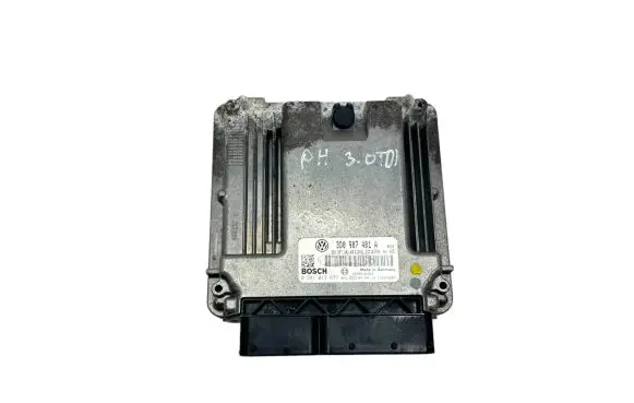 Volkswagen Phaeton Engine control unit/module 3D0907401A 0281013677 8E0907401AB