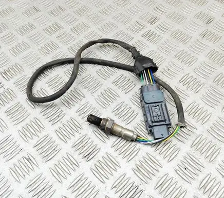 Audi Q3 F3 Lambda probe sensor 04L907805CH 0281007152