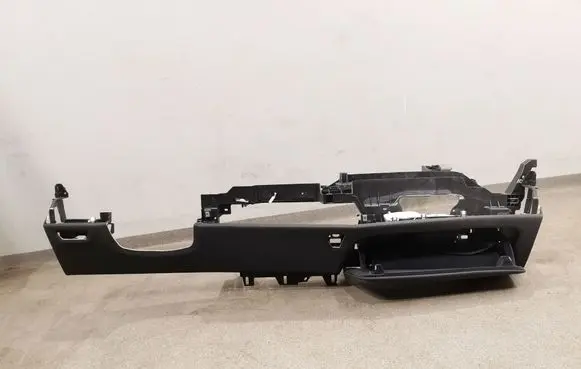 BMW iX Dashboard lower bottom trim panel 9461536
