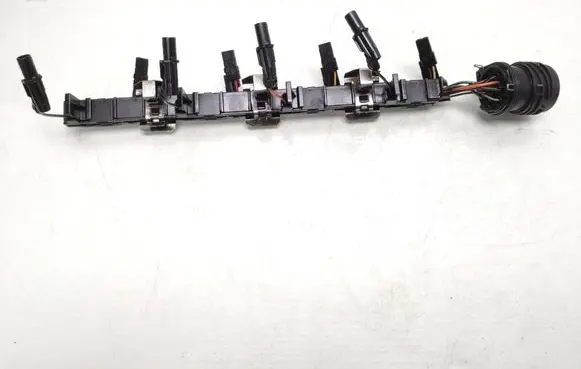 Volkswagen Golf V Fuel injector wires 03G971826 038973132