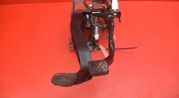 Suzuki Grand Vitara I Accelerator throttle pedal 49600-61M50