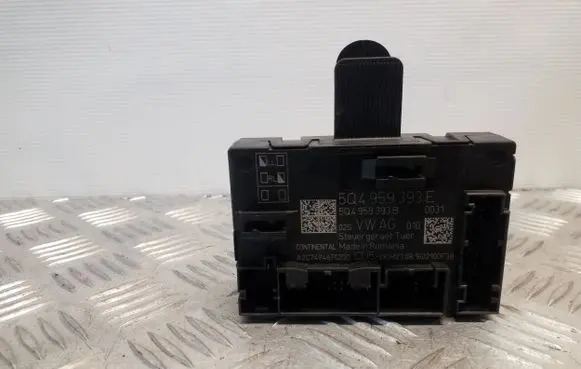 Skoda Octavia Mk3 (5E) Door control unit/module 5Q4959393E