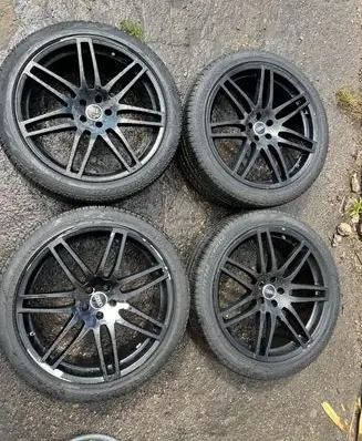 Audi Q7 4M R22 alloy rim 