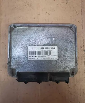 Volkswagen Polo Engine control unit/module 06A906019BG 5WP485904