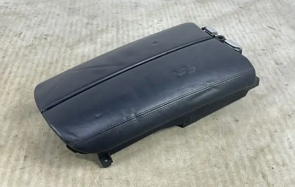 BMW 7 F01 F02 F03 F04 Armrest 81814005