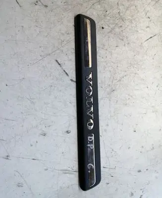 Volvo S80 Rear sill trim cover 8659961