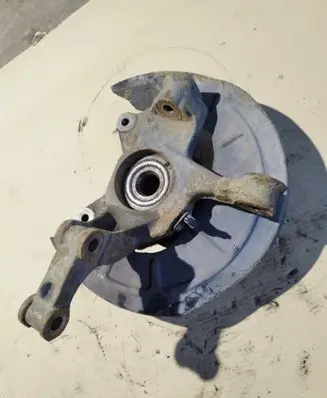 Renault Laguna III Front wheel hub spindle knuckle