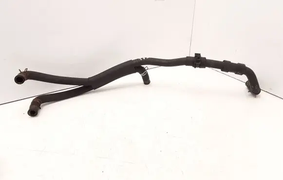 Toyota Avensis T270 Engine coolant pipe/hose