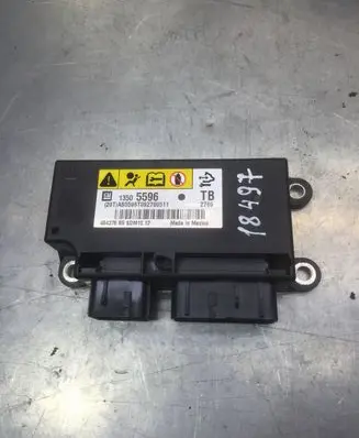 Opel Insignia A Airbag control unit/module 13505596