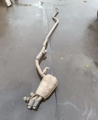 BMW 5 F10 F11 Muffler/silencer 8508186