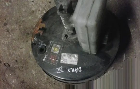Iveco Daily 35 - 40.10 Brake booster 504089709