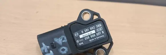 Volkswagen Caddy Air pressure sensor 0281002399 038906051B 060434S9