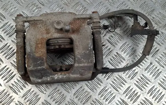 Mercedes-Benz CLA C117 X117 W117 Front brake caliper A24609