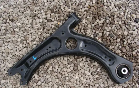 Seat Arona Front control arm 2Q0