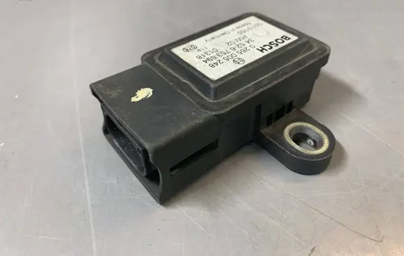 BMW 7 E65 E66 ESP acceleration yaw rate sensor 6753694