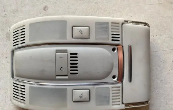 Audi A6 S6 C6 4F Front seat light 4F0947135H 4F0951177