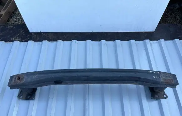 Volkswagen Touran I Front bumper cross member