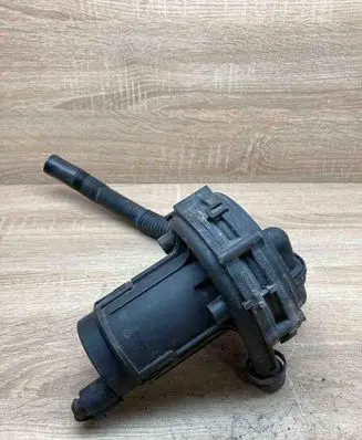 Audi A6 S6 C5 4B Secondary air pump 078906601D 72185112