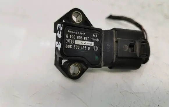 Volkswagen PASSAT B6 Air pressure sensor 038906051B 0281002399