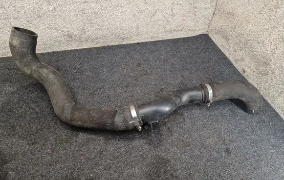 Land Rover Discovery 5 Intercooler hose/pipe FPLA6K770C FPLA6K770