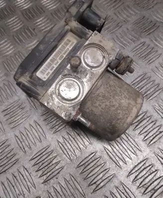 Nissan Primera ABS Pump 0265800334