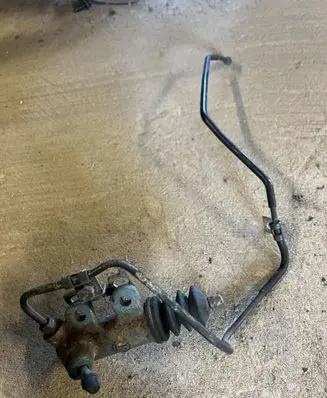 Clutch slave cylinder