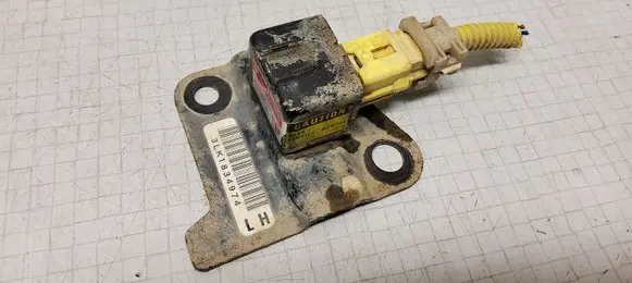 Subaru Legacy Airbag deployment crash/impact sensor 98231AE010 1876003480