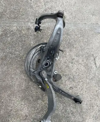 BMW 5 G30 G31 Front wheel hub 688438601