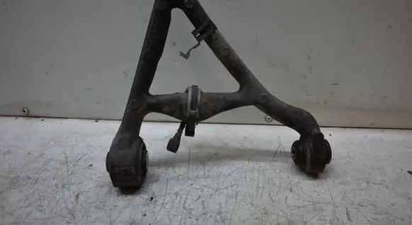 Jaguar XJL Rear upper control arm/wishbone