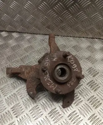 Mazda 323 Front wheel hub