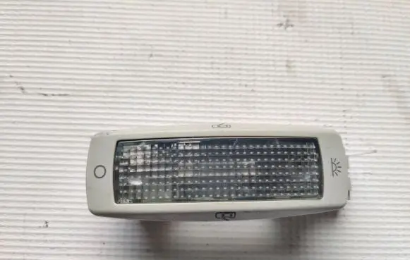 Volkswagen PASSAT B5 Rear seat light 3b0947291