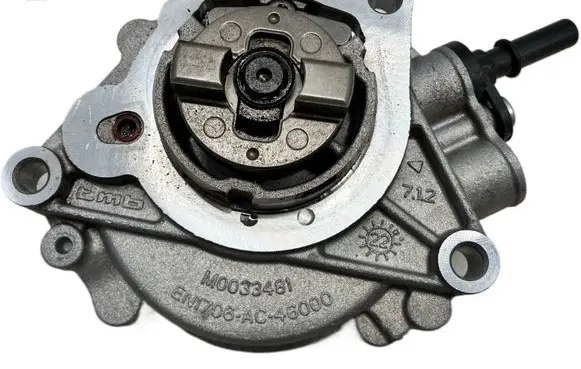 Toyota ProAce City Vacuum pump 9812133880