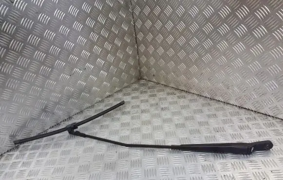 Citroen C5 Front wiper blade arm 071956