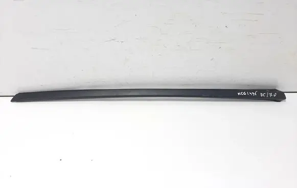 Volvo XC70 Windshield trim 30753553