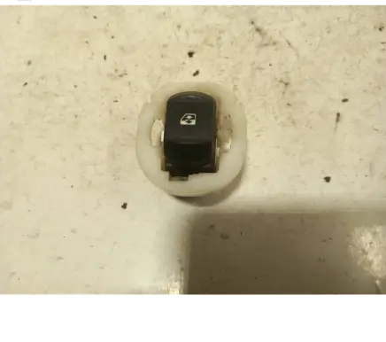 Renault Megane I Electric window control switch 156018100
