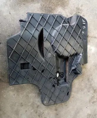 Mercedes-Benz C W204 Engine cover (trim) A6510100075