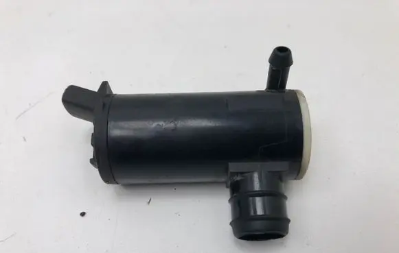 Hyundai ix35 Windscreen/windshield washer pump 985102S100 12V112080254 111207
