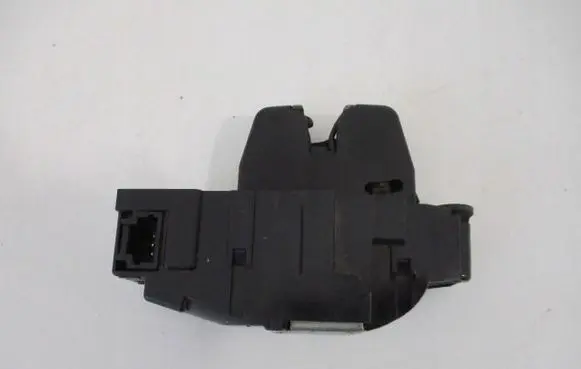 Citroen C5 Tailgate/trunk/boot lock/catch/latch 9671153780