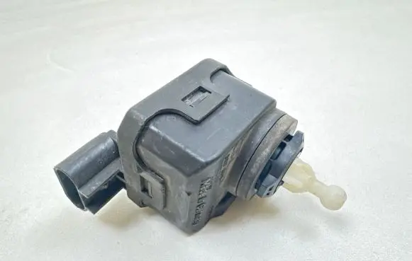 Chrysler PT Cruiser Headlight level adjustment motor 00787635