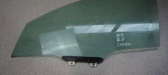 Honda Civic X Front door window glass four-door
