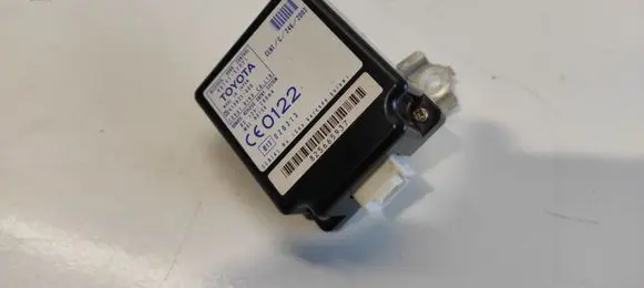 Toyota Yaris Door control unit/module 8974152021 61825000 020313