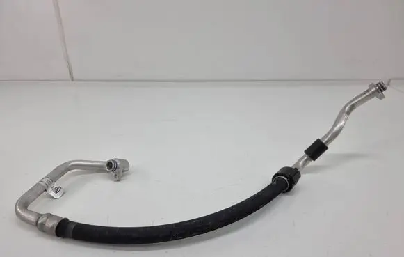 Air conditioning (A/C) pipe/hose