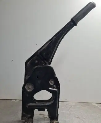 Renault Master II Handbrake/parking brake lever assembly 8200688676