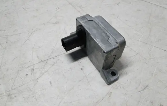 Audi A3 S3 8P Trunk lid opening control unit 1K0907655A