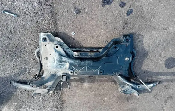 Peugeot Partner Front subframe